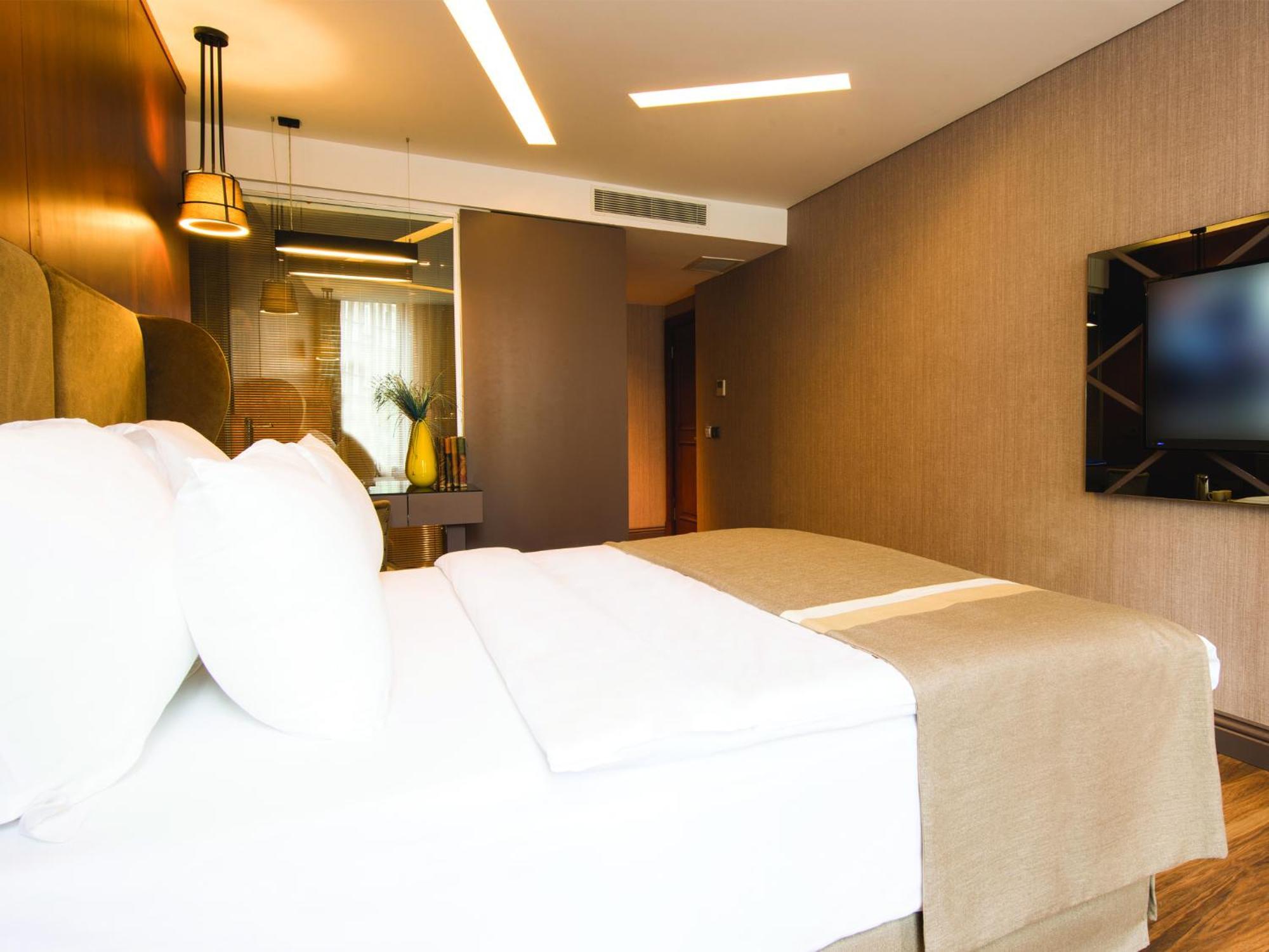 The Way Hotel — Photos 1